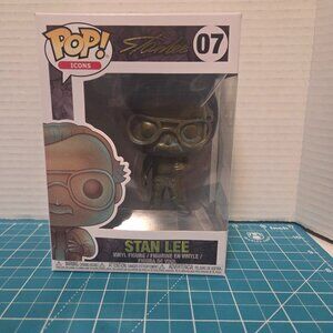 Funko POP Marvel Comics Stan Lee Hero Initiative 07 Vinyl Figure